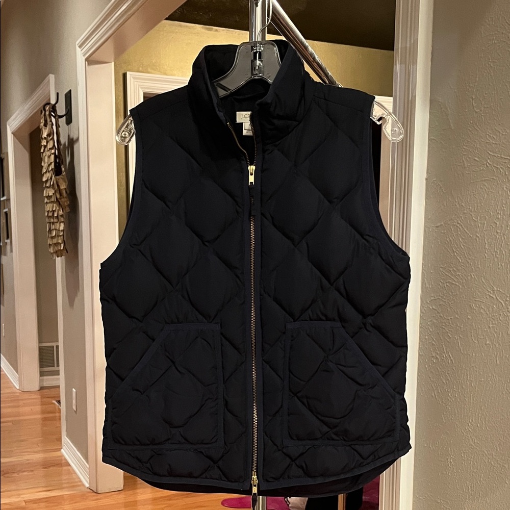 JCrew Navy Quilted Vest Size Small